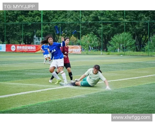 成华区足球明星汇聚一堂 展现足球魅力与青春风采