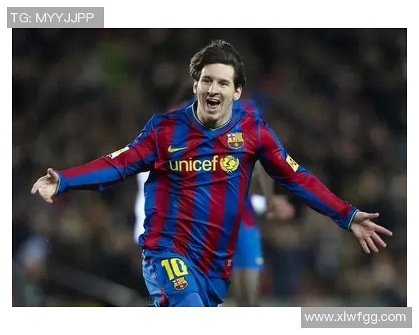 足球巨星潮流穿搭迷彩服造型集锦展现个性与力量 足球巨星潮流穿搭迷彩服造型集锦展现个性与力量